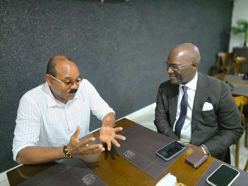 Prime Minister of Antigua and Barbuda Meets Executive Director of the Fund for Responding to Loss and Damage on the Sidelines of COP30 in Belém